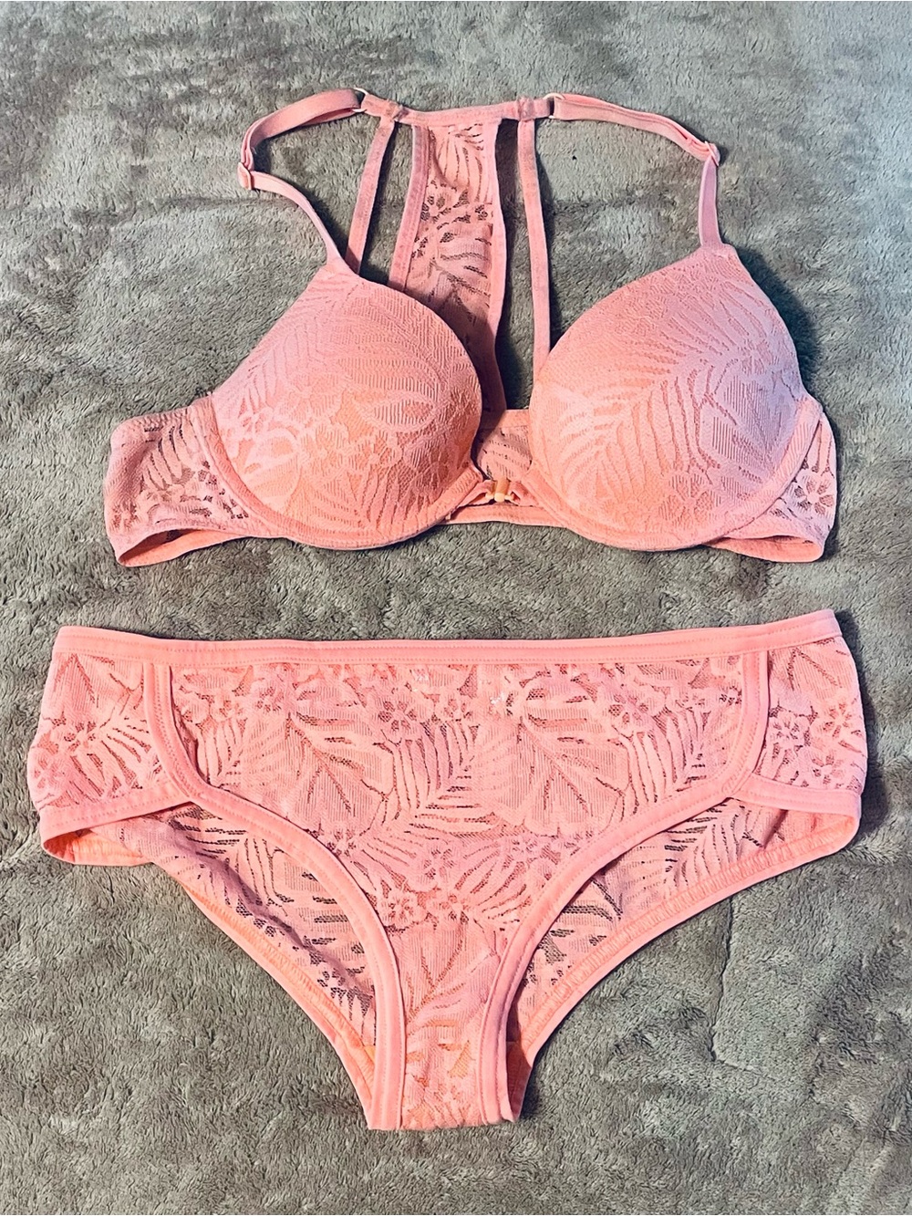 Victoria's Secret PINK Light Pink Lace Bra Set